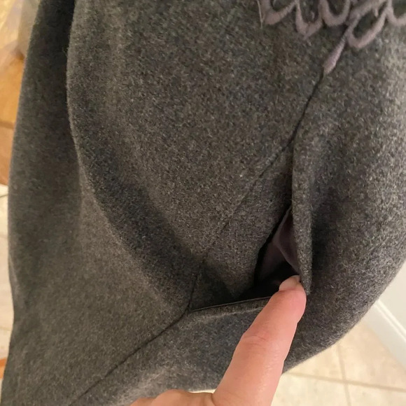 Darling Grey Wool Sheath Dress with Lace Bodice - Picture 6 of 10